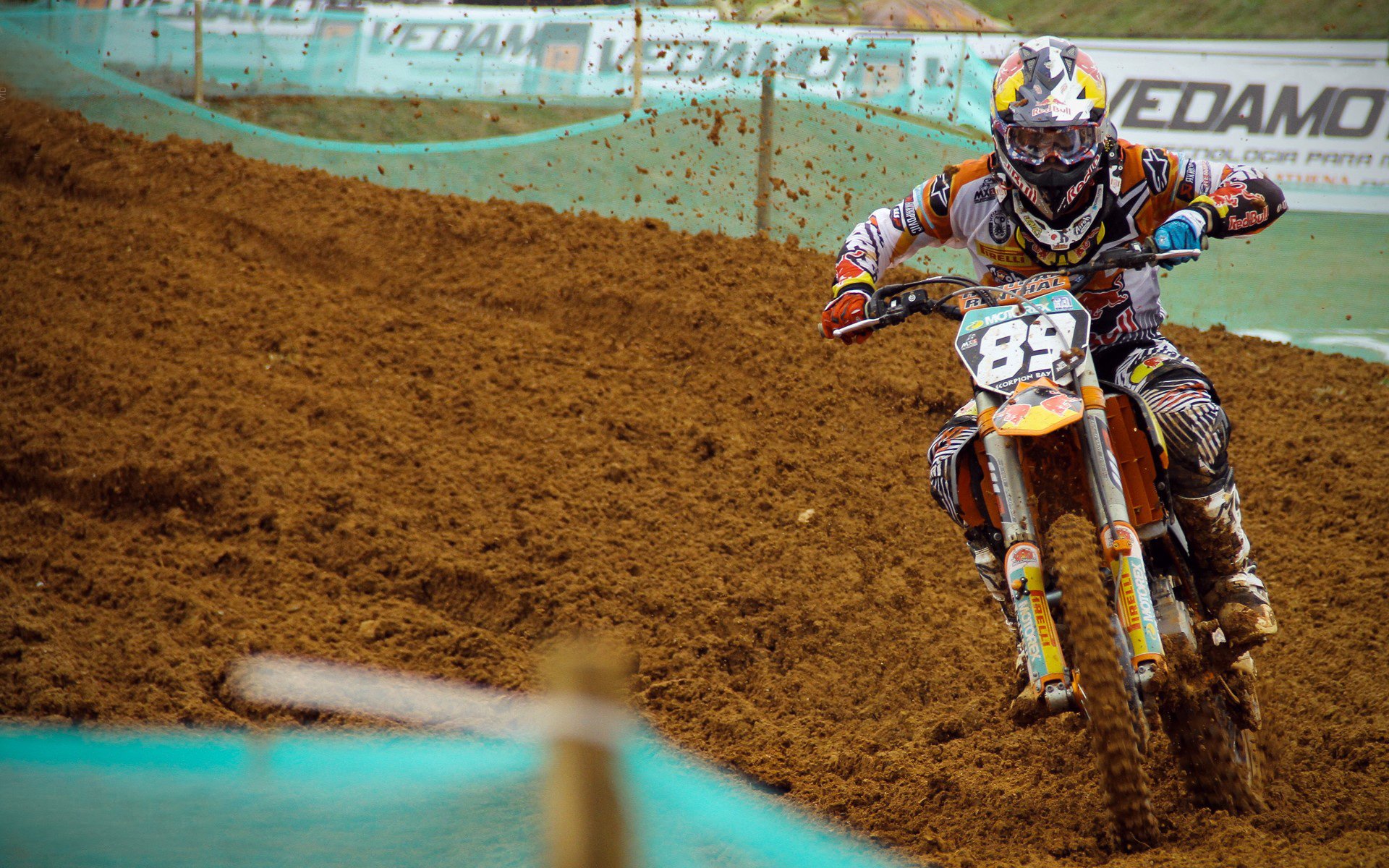 皮特·斯图斯领衔南非防线,带领羚羊队冲击冠军